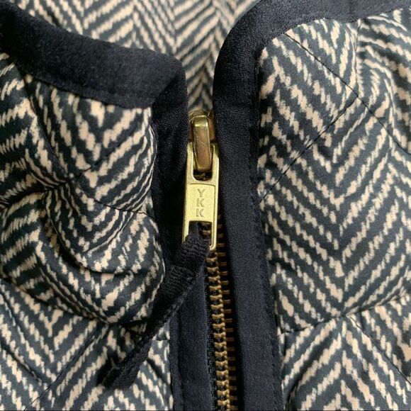 J. Crew Factory Women's Quilted Printed Puffer Vest 02533 SZ M - Picture 3 of 8